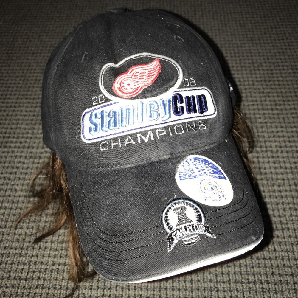 NHL Detroit Red Wings 2002 Stanley Cup Champions New Era Black Hat Cap